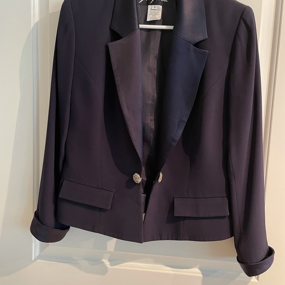 Sunny Choi dress and jacket - Picture 9 of 10